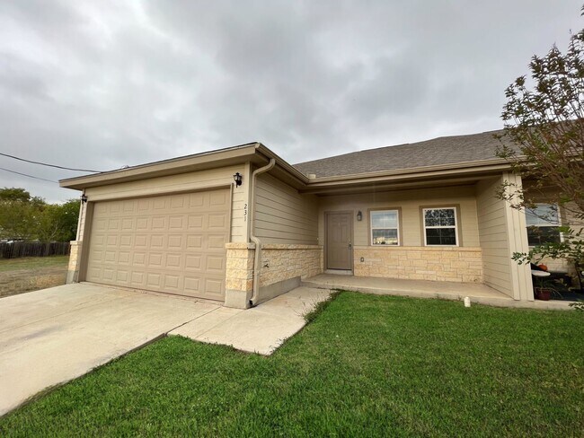 Building Photo - 231 S Water Ln