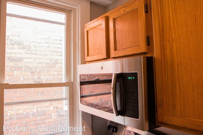 Foto del edificio - 815 E Warrington Ave