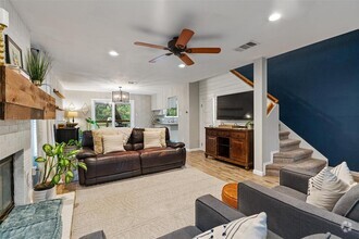 Building Photo - 8913 Coastal Dr