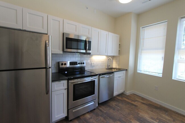 Foto del edificio - 7110 Germantown Ave