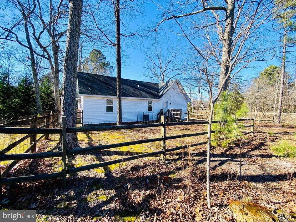 595 Calvert Beach Rd, Saint Leonard, MD 20685 House Rental in Saint
