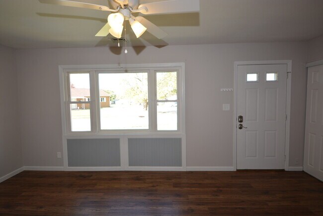 Foto del edificio - 1150 Beech St