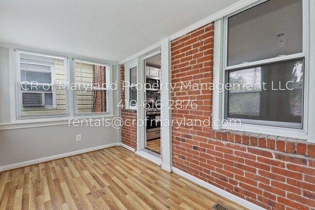 Building Photo - WAITLIST APPLICATIONS ONLY