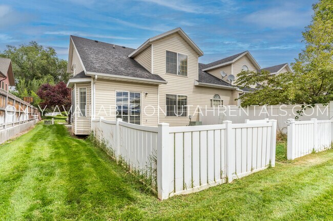 Foto del edificio - 1555 W Ln Ct