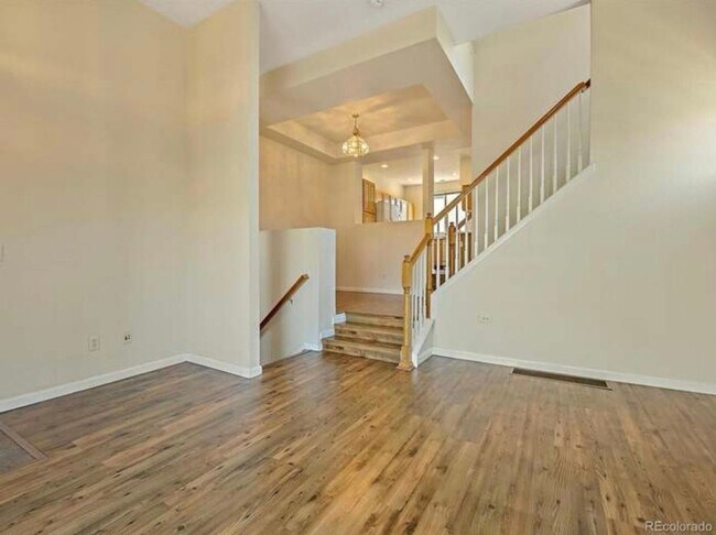 Foto del edificio - 11250 Florence St