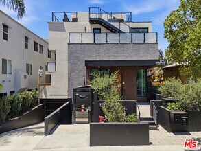 Building Photo - 1159 N Formosa Ave