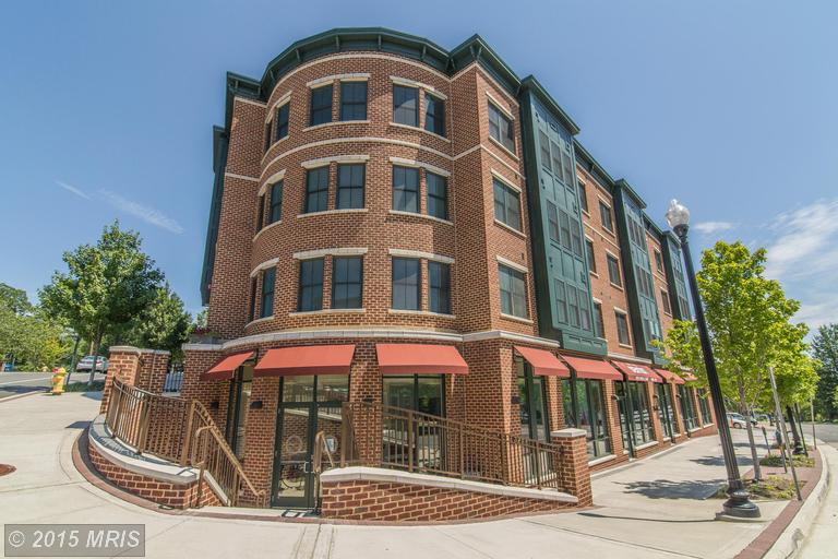 Building Exterior - 2101 N Monroe St