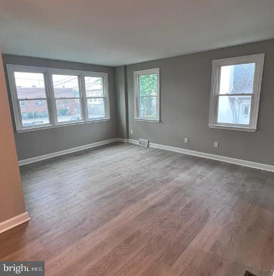 Foto del edificio - 3633 Berry Ave