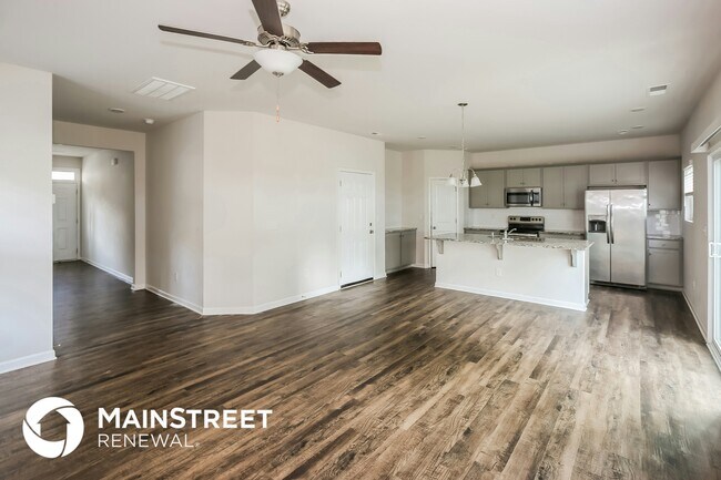 Foto del edificio - 12322 Old Dulin Farms Way
