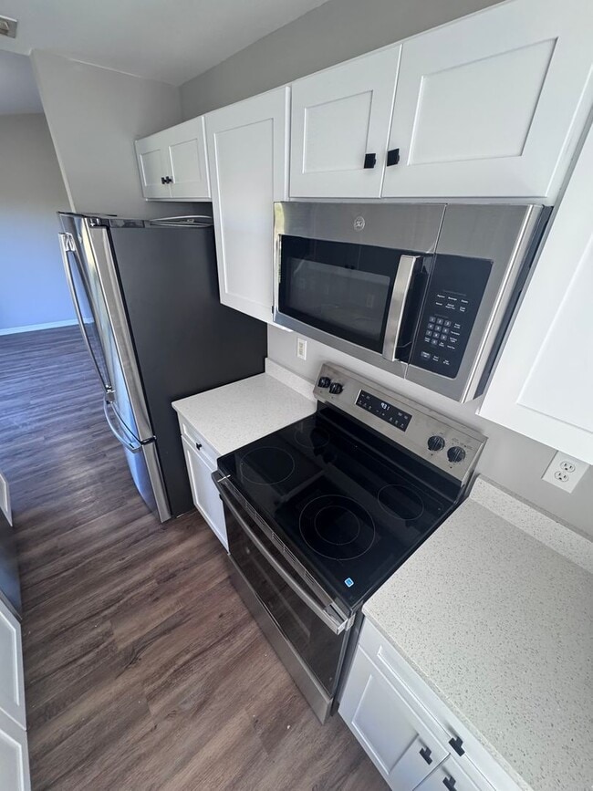 Foto del edificio - 343 Harold Ave S