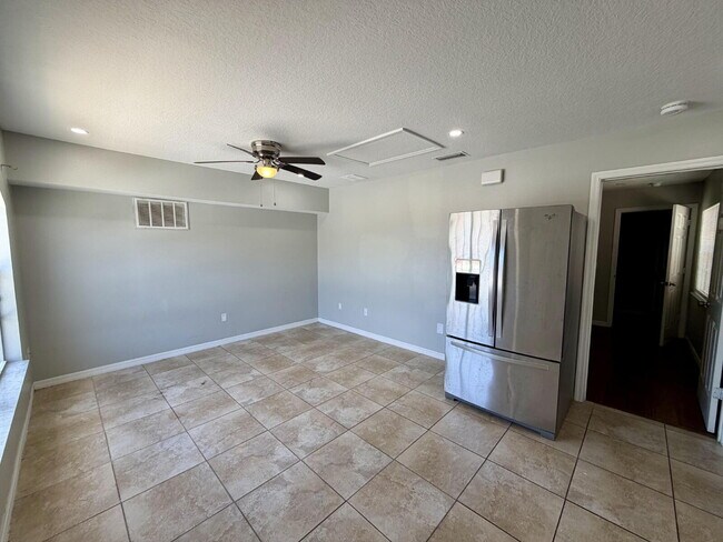 Foto del edificio - Cozy 1-Bedroom in Davenport – Utilities Included | $1,100/mo