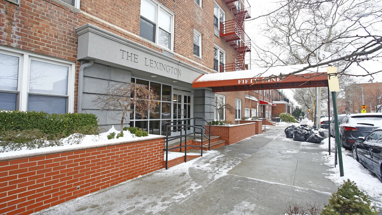 Building Photo - 59 Gelston Ave