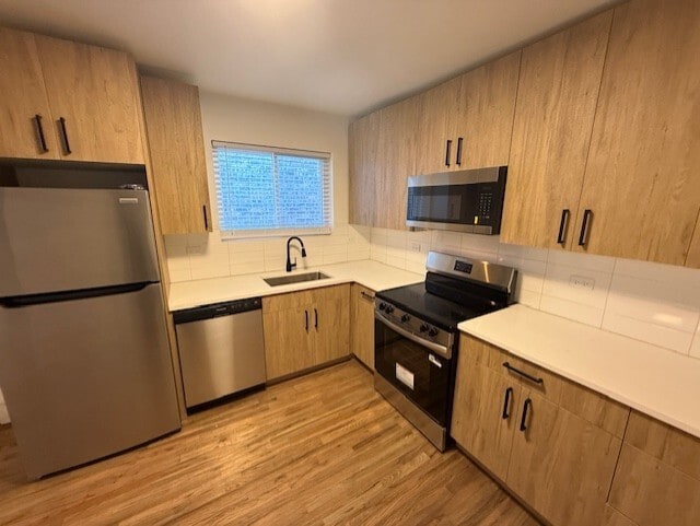 Foto del edificio - 7357 N Winchester Ave