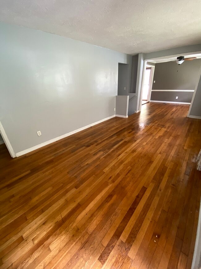 Building Photo - 2261 Capehart Cir NE