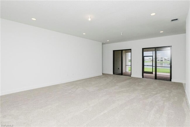 Building Photo - 5114 Panella Ave