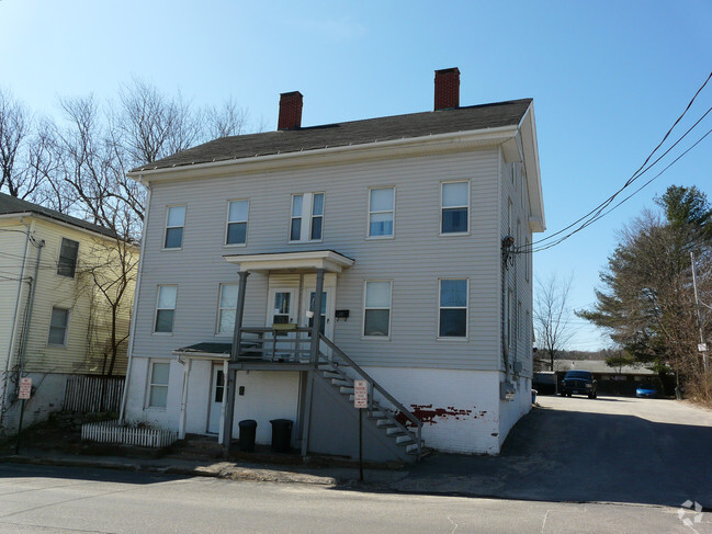 Building Photo - 46 Park St