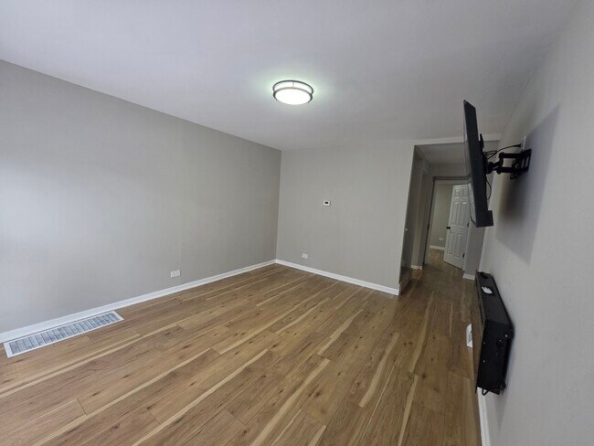 Foto del edificio - 14813 Evers St
