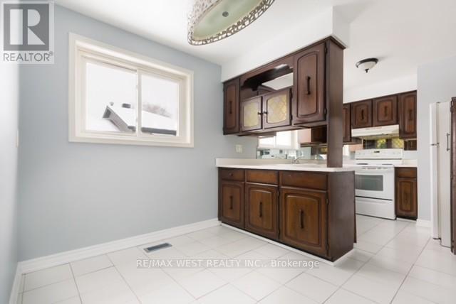 Photo du bâtiment - 29 Monterrey Dr