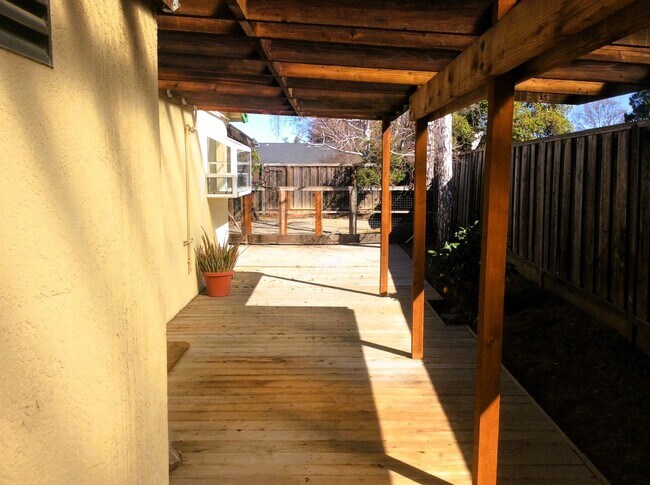 Foto del edificio - Beautiful Livermore Single Story Home in L...