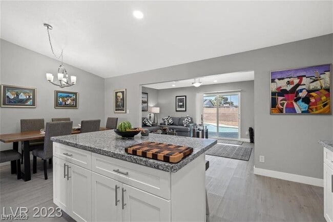Building Photo - 5551 Corral Cir