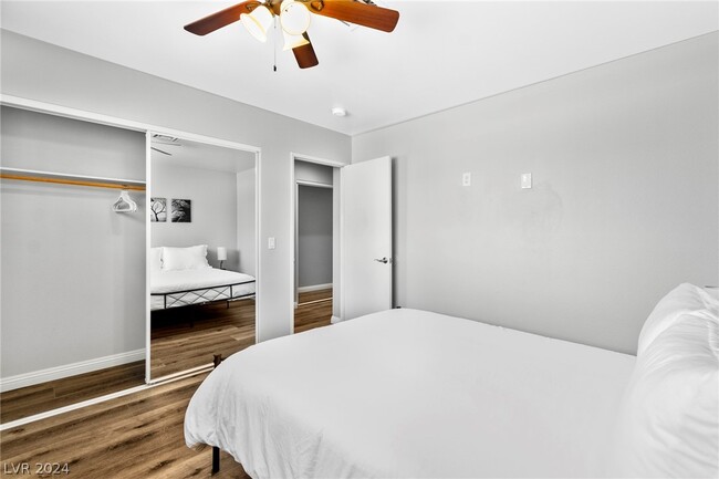 Foto del edificio - 3780 Avila St