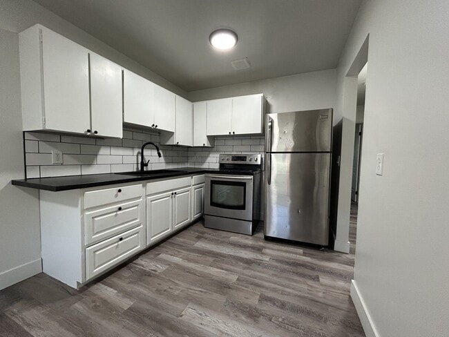 Photo - 1340 S 200 E Apartment