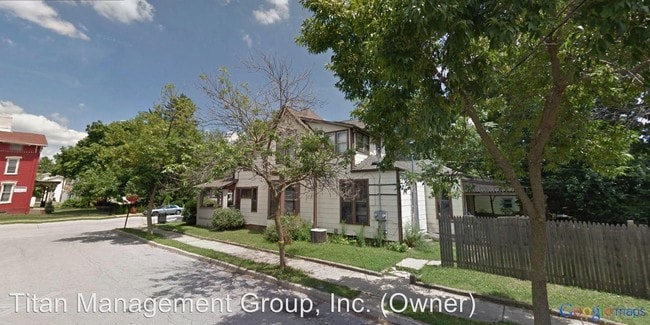 Building Photo - 1101 Tippecanoe St