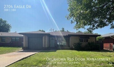 Building Photo - 2704 Eagle Dr