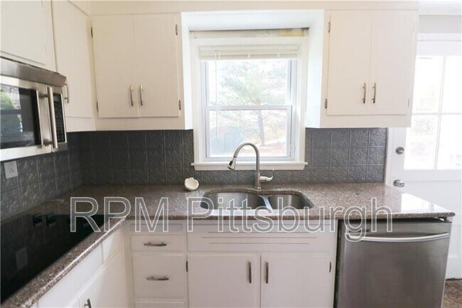 Foto del edificio - 519 Decatur Ave