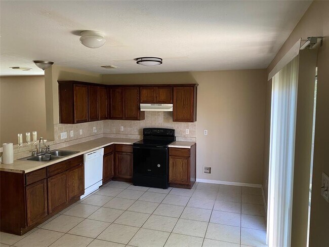 Foto del edificio - 5503 Coastal Way