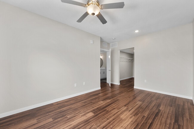 1 Bedroom + Den 1B-3 Model Unit - Cannery Square