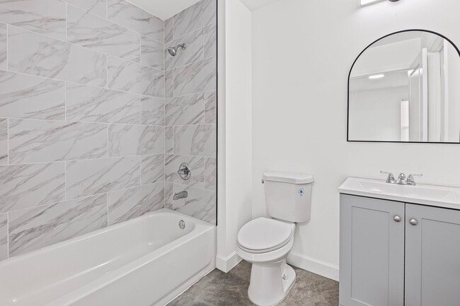 Photo - 1373-1375 COOPER ST House