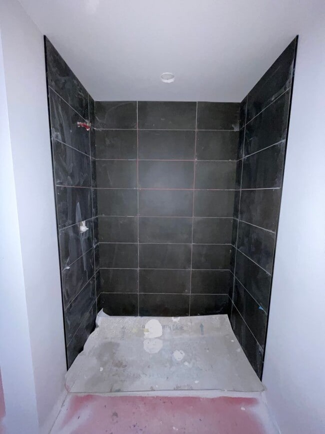Building Photo - PRE-LEASING NOW | Be the First to Live in This Brand-New Whittier Place Condo | Available End of ...