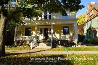 Building Photo - 205 Lafayette Ave NE Building Photo - 205 Lafayette Ave NE