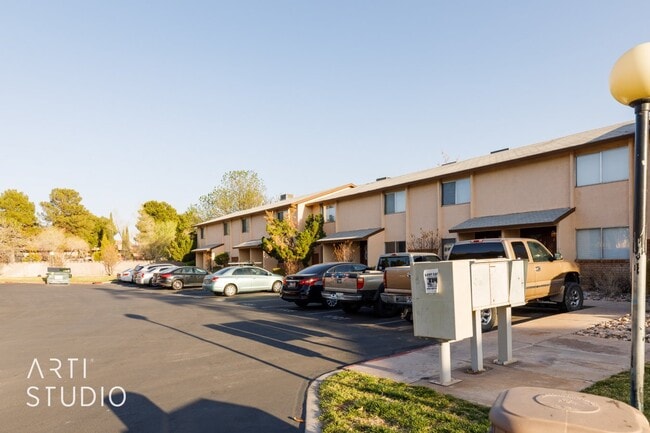 Building Photo - 1725 W 950 N