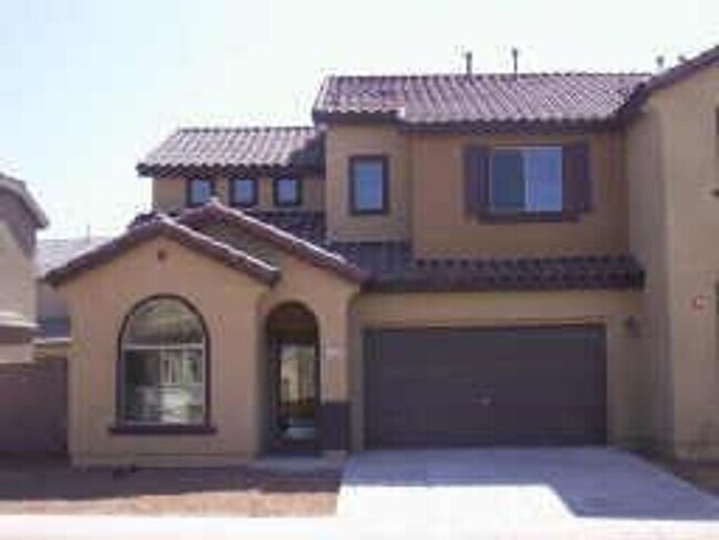 Building Photo - MOVE IN SPECIAL OAC-4 Bedroom, 3 Bath New paint and carpet in Spectrum Community Pool