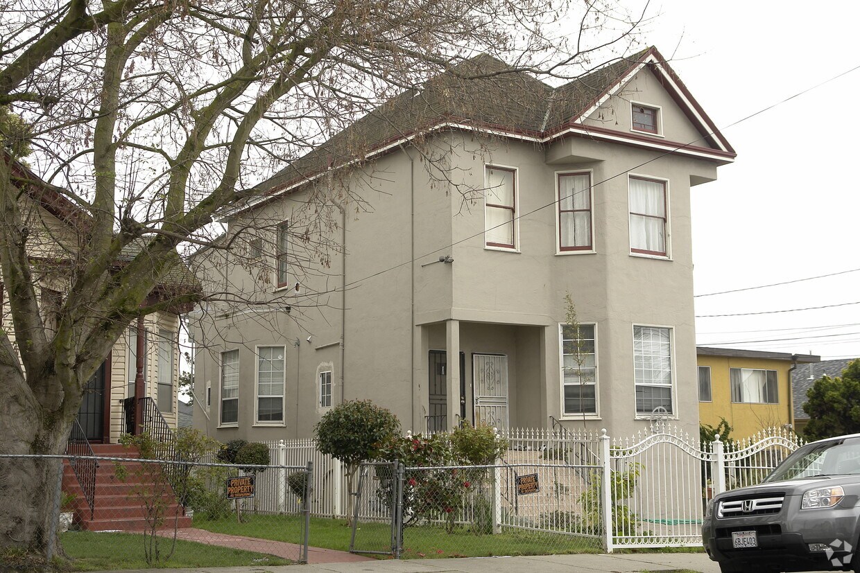 Foto del edificio - 1906 24th Ave