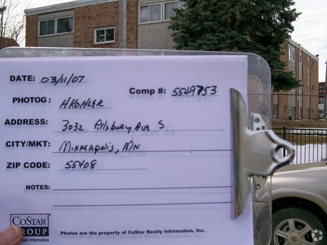 Foto del edificio - 3032 Pillsbury Ave S