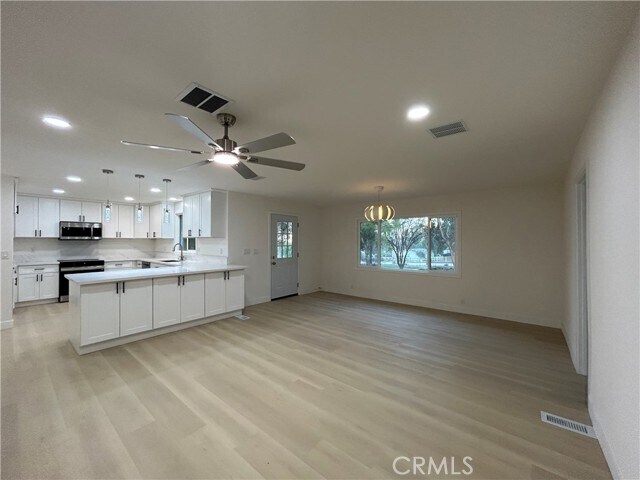 Foto del edificio - 33155 Buckwheat Dr