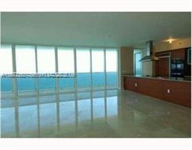 Foto del edificio - 1830 S Ocean Dr