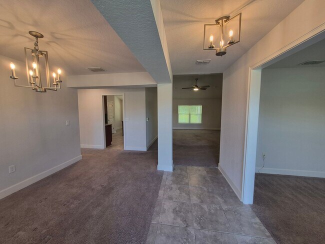 Foto del edificio - 1216 Margaret Ave