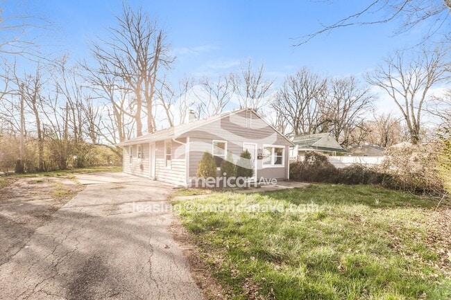 Building Photo - 1107 Tennyson Ave
