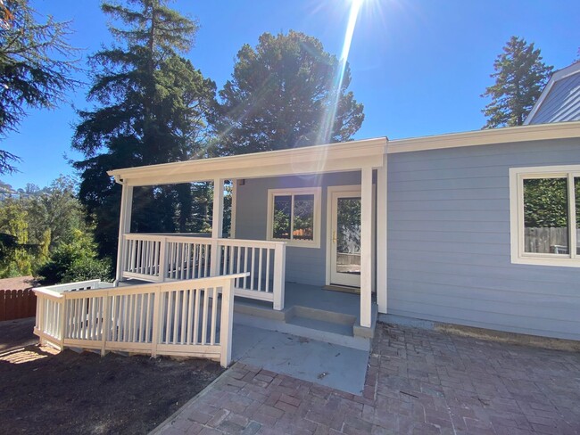 Building Photo - Available NOW! Rare, Spacious 4-Bed, 3-Bat...