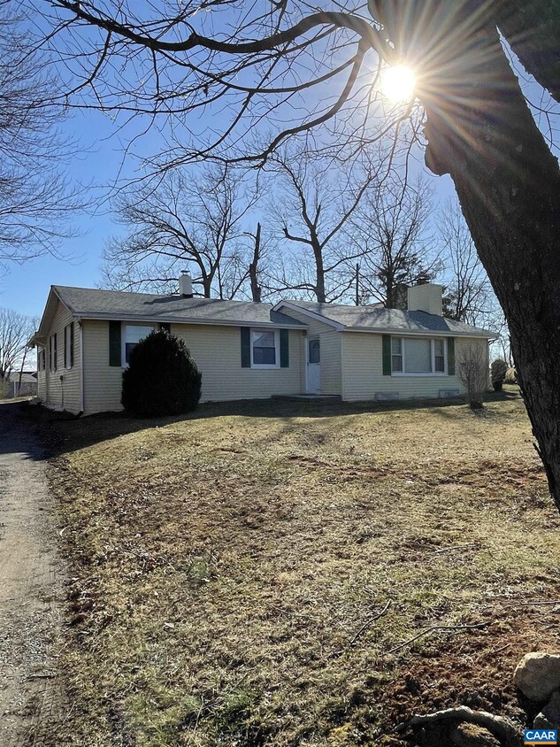 5434 Union Mission Ln, Crozet, VA 22932 House Rental in Crozet, VA