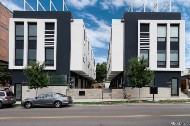 Foto principal - 2 bedroom in Denver CO 80223