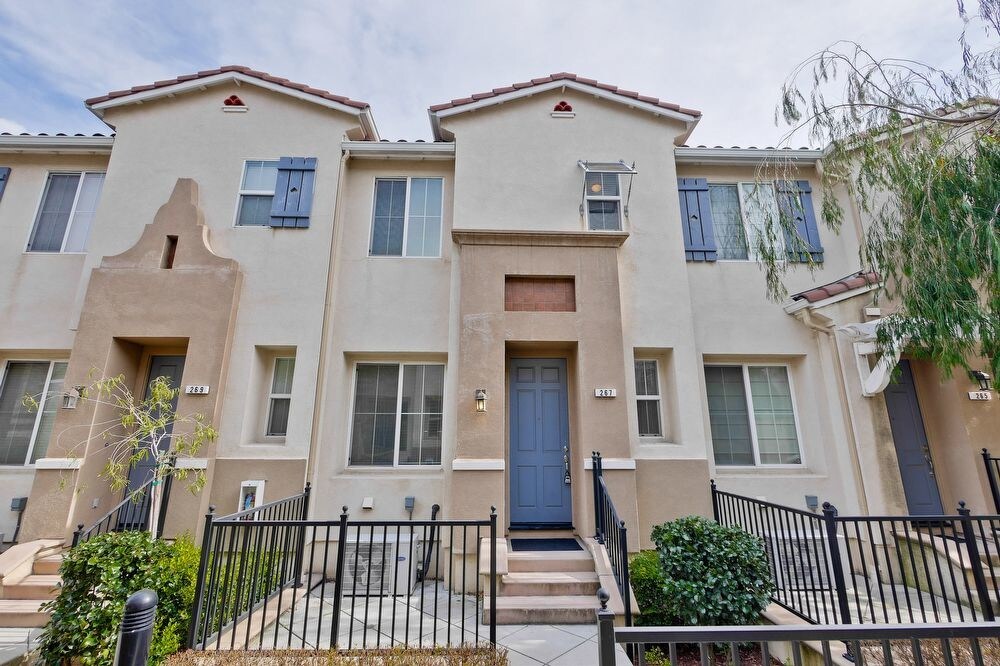 Primary Photo - Great Home in a Great Area