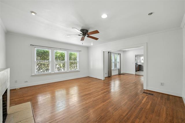 Foto del edificio - 4036 Dexter Ave