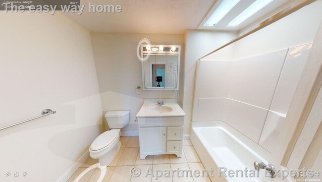 Foto del edificio - 1056 Cambridge St