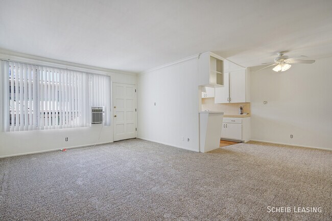 Foto del edificio - 426 Rexford Dr