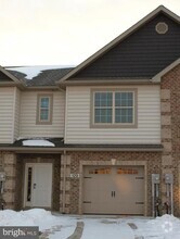 Building Photo - 129 Delano Dr